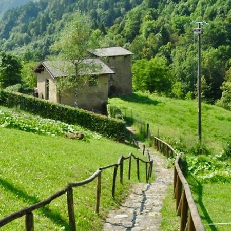 Appartamento Panoramico Casa Gerro Averara Esterno foto